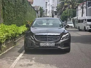 Mercedes Benz C180 2014