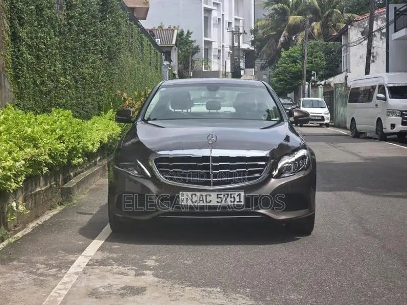 Mercedes Benz C180 2014