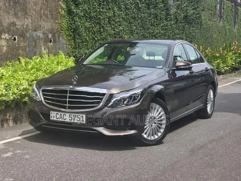Mercedes Benz C180 2014