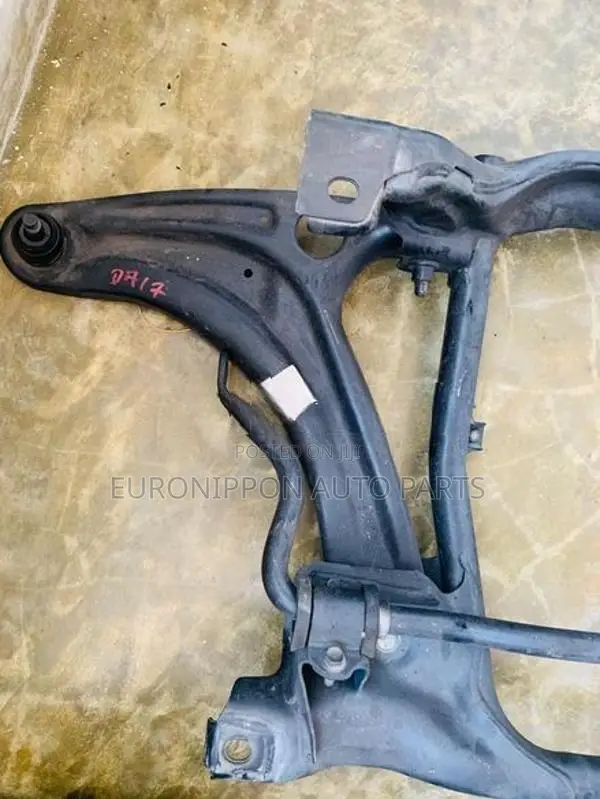 SUZUKI EVERY DA17V LOWER ARM