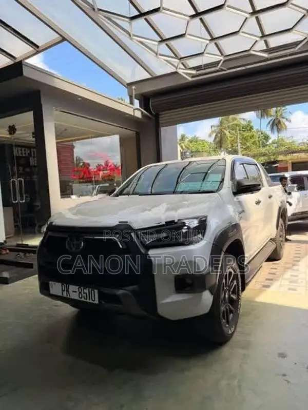 Hilux Rocco Modellista Bodykit