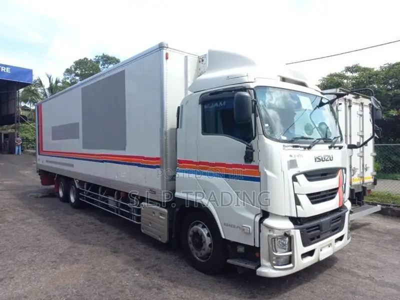 Isuzu Giga Freezer ADI 32 MANUAL MIN30 2020