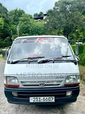 Toyota Dolphin LH103 1994