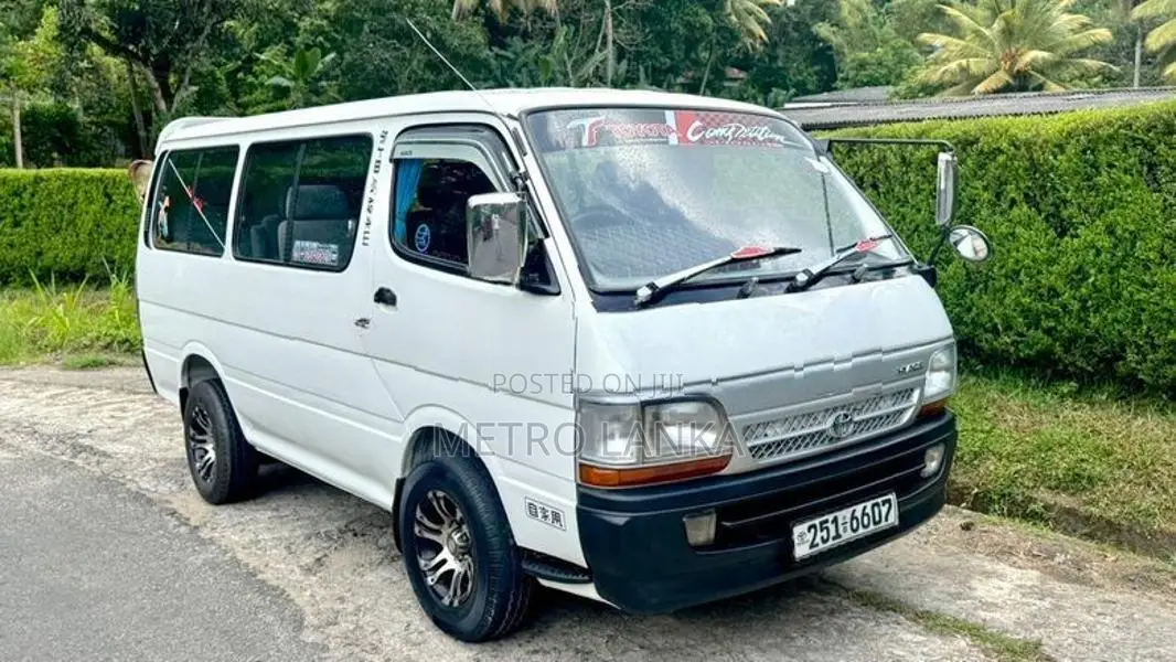 Toyota Dolphin LH103 1994