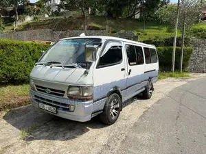 Toyota Dolphin LH113 1995