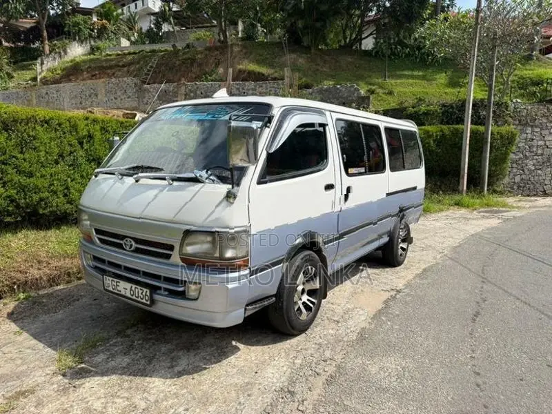 Toyota Dolphin LH113 1995