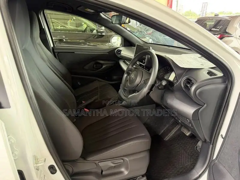 Toyota Yaris X Grade zero milage 2025