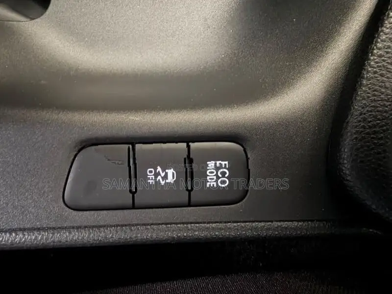 Toyota Yaris X Grade zero milage 2025