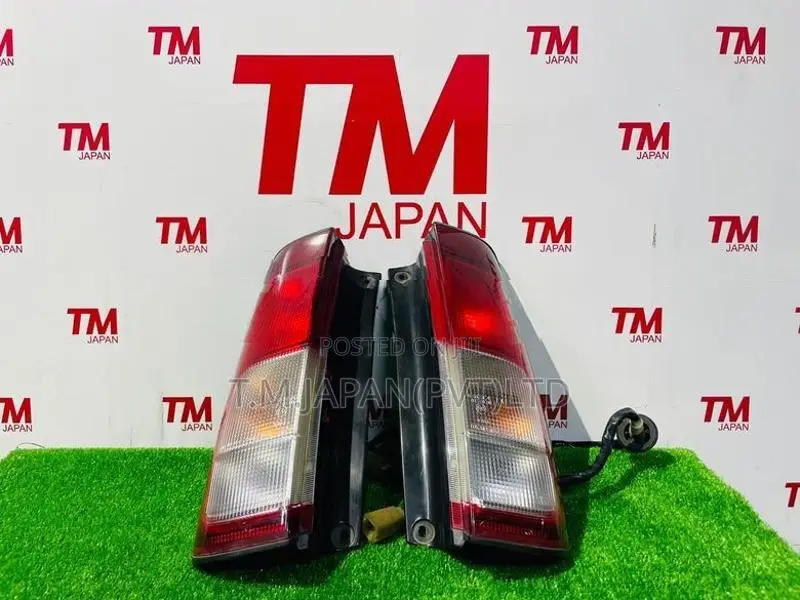Suzuki Swift 2T51X Tail light one side