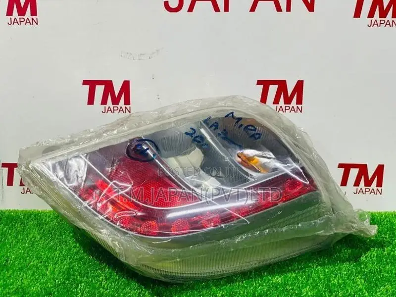 Daihatsu Mira LA300S Tail Light (one side)