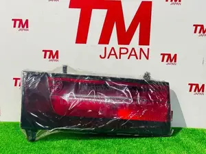 Toyota HiAce Dolphin LH162 (one side)