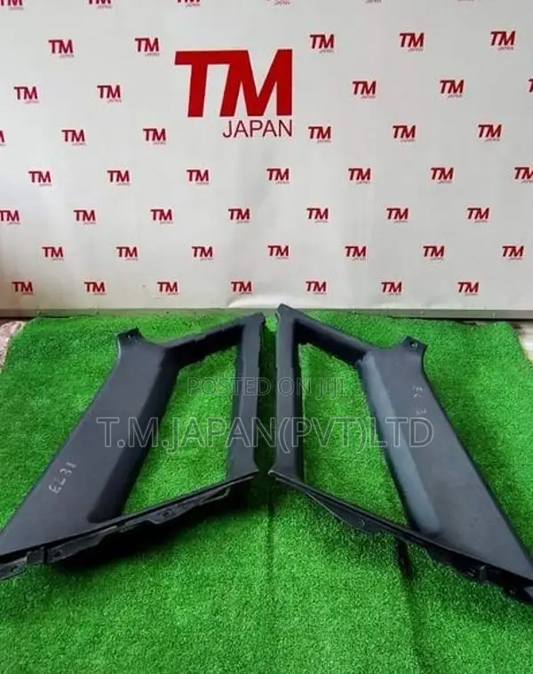 Toyota Corolla II EL31 Rear Quarter Pillar Trim 01 side