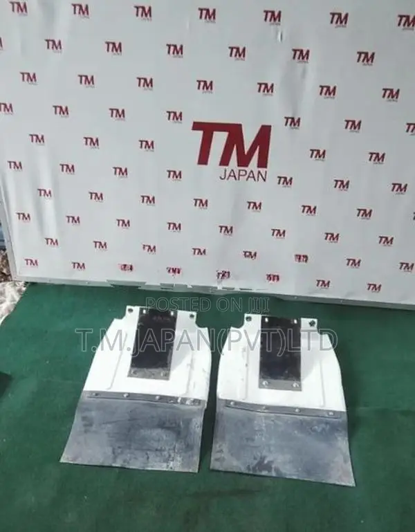 Isuzu Lorry Truck Rear Mud Flap Cover Set
