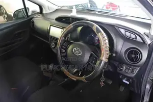 Toyota Vitz 2017
