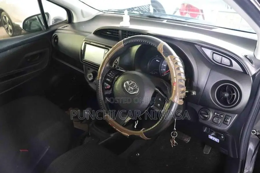 Toyota Vitz 2017