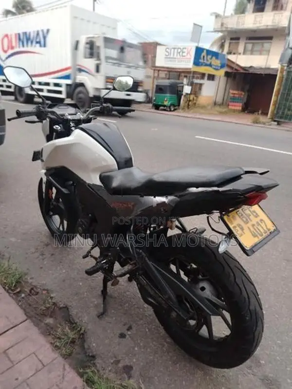 Honda CB Hornet 2017