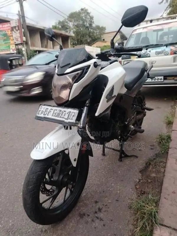 Honda CB Hornet 2017