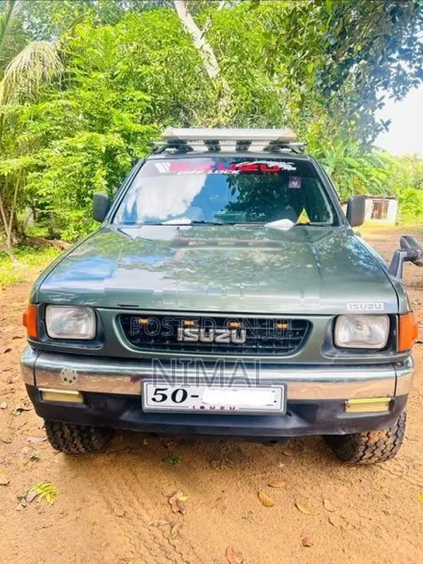 Isuzu Elf 1988