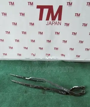 Nissan Sunny FB15 Front Windscreen Wiper Arm