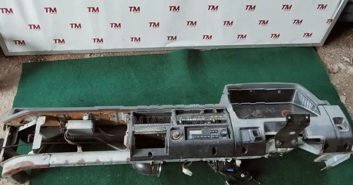 Mitsubishi Canter Dashboard Shell & Instrument Cluster Assembly