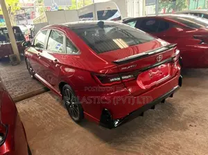 Toyota Yaris Ativ GR Sport 2025