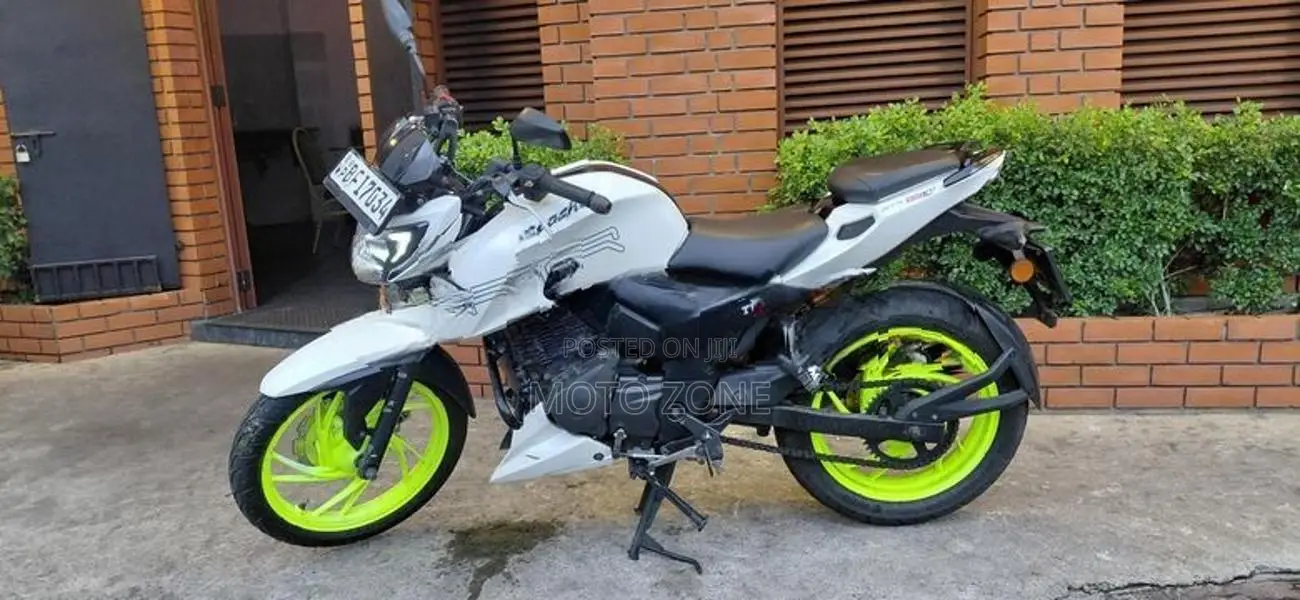 TVS Apache 2017