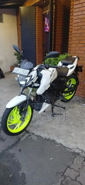 TVS Apache 2017