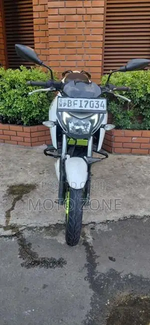 TVS Apache 2017