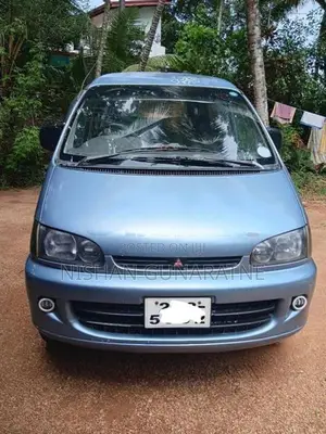 Mitsubishi Delica 1995