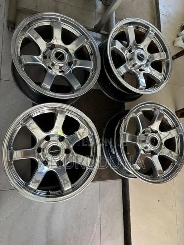 17” Alloy Wheels