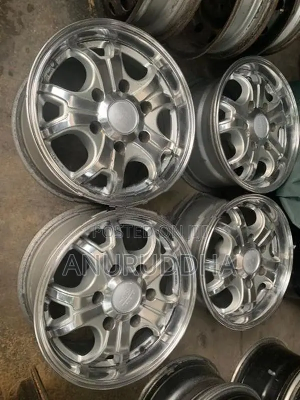 15”Alloy Wheels