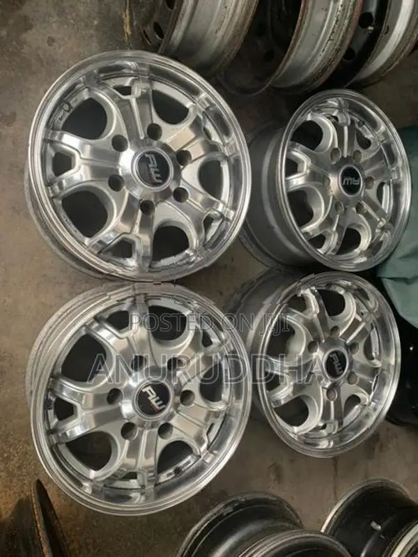 15”Alloy Wheels