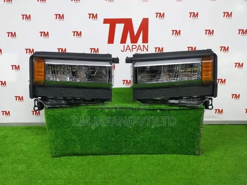 Toyota Land Cruiser Prado 250 Headlight