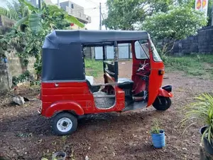 Bajaj RE 2004