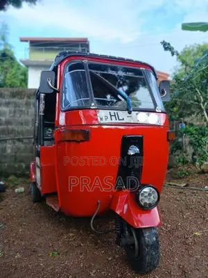 Bajaj RE 2004