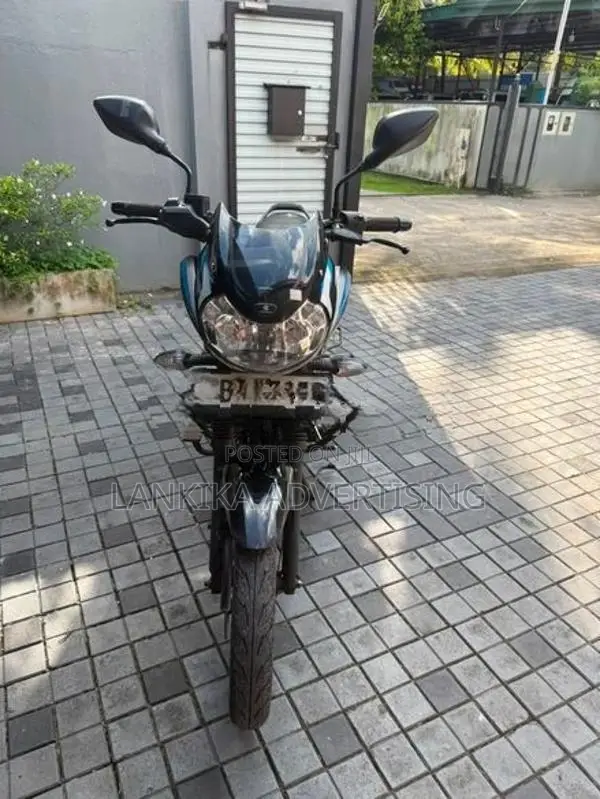 Bajaj Discover 125 2023