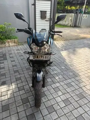 Bajaj Discover 125 2023