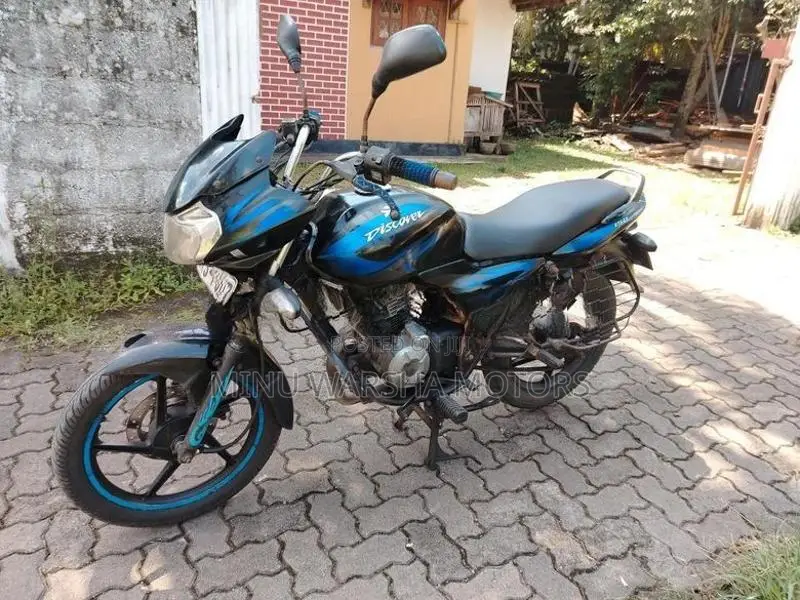 Bajaj Discover 150 2012