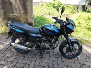 Bajaj Discover 150 2012