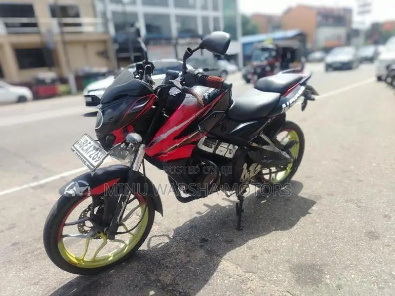 Bajaj Pulsar N150 2016