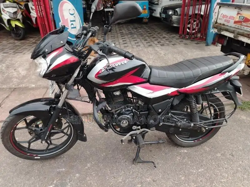 Bajaj Discover 125 2025