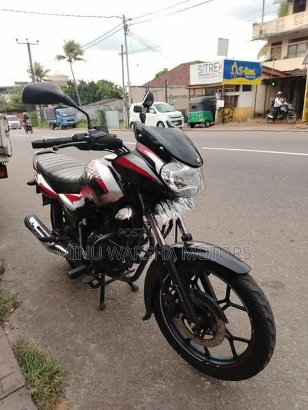 Bajaj Discover 125 2025