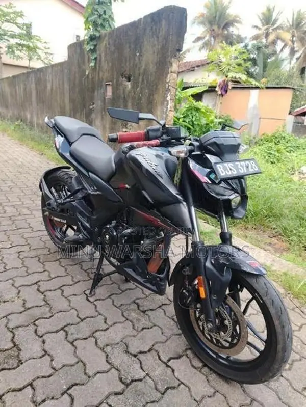 Bajaj Pulsar N160 2025