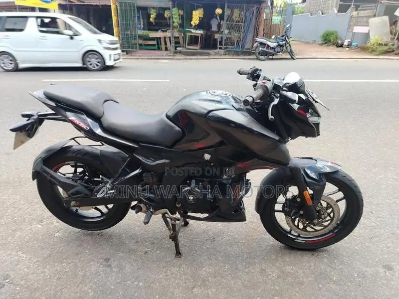 Bajaj Pulsar N160 2025