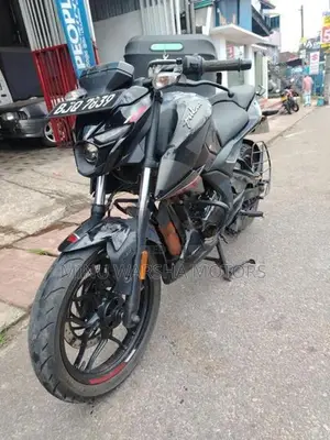 Bajaj Pulsar N160 2025