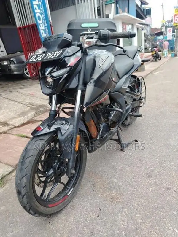 Bajaj Pulsar N160 2025