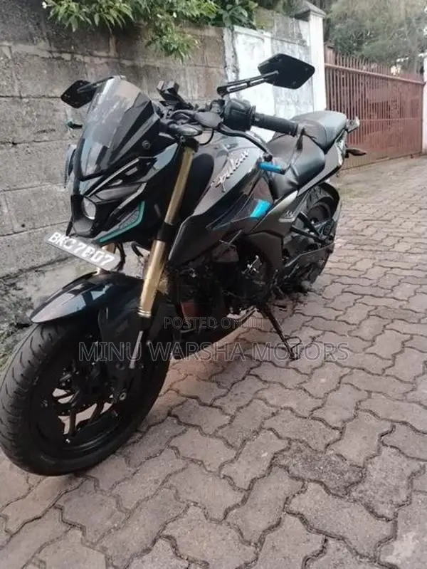 Bajaj Pulsar N160 2025