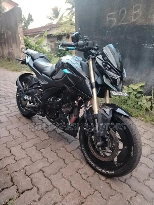 Bajaj Pulsar N160 2025