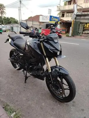 Bajaj Pulsar N160 2025