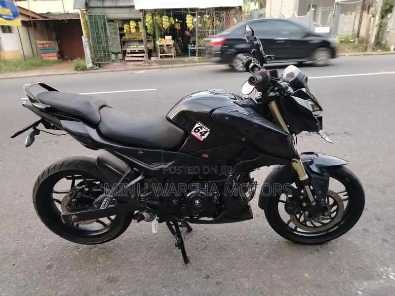 Bajaj Pulsar N160 2025